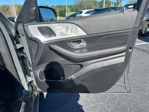 Certified 2025 Mercedes-Benz GLS 450 GLS 450 image 15