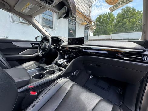Used 2023 Acura MDX SH-AWD image 30