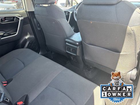 Used 2022 Toyota RAV4 LE AWD/4WD image 14