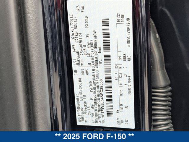 Used 2025 Ford F150 Lariat w/ Equipment Group 502A High AWD/4WD image 21