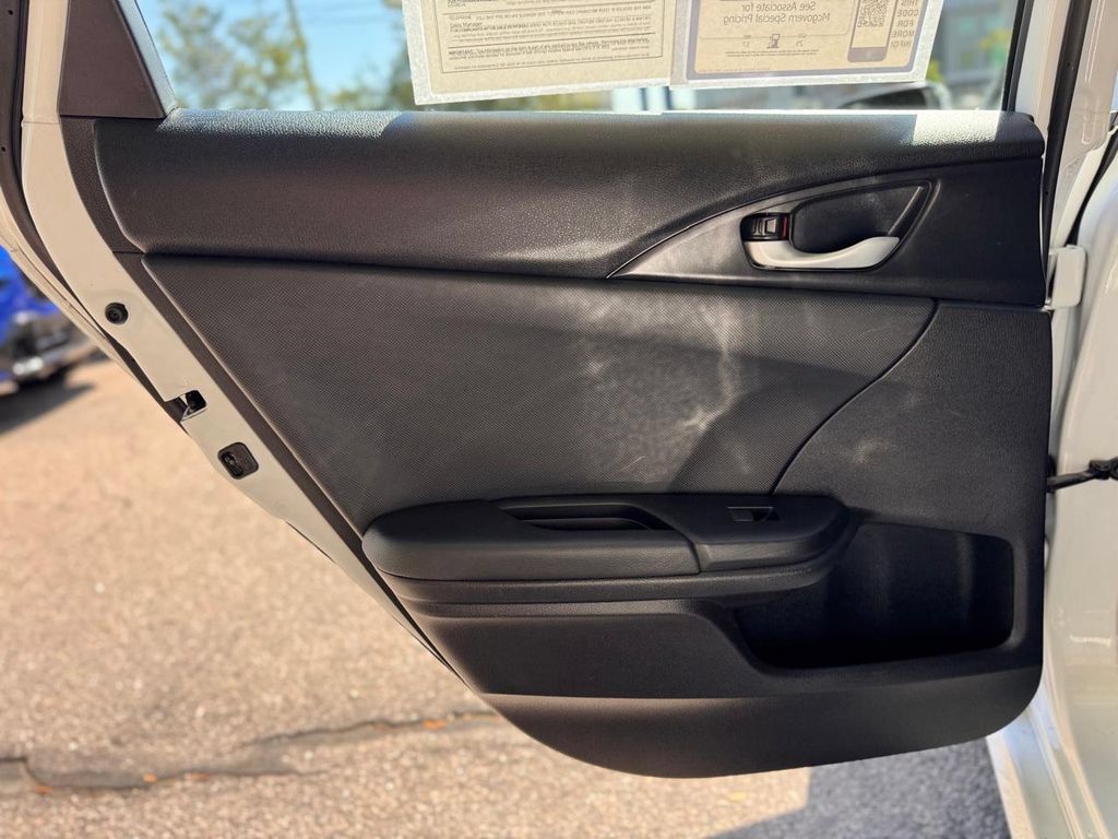 Used 2019 Honda Civic Sport image 21