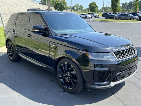Used 2019 Land Rover Range Rover Sport SE AWD/4WD image 9