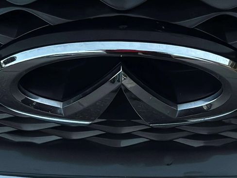 Used 2018 INFINITI Q50 Luxe w/ Sensory Package (Luxe) image 53