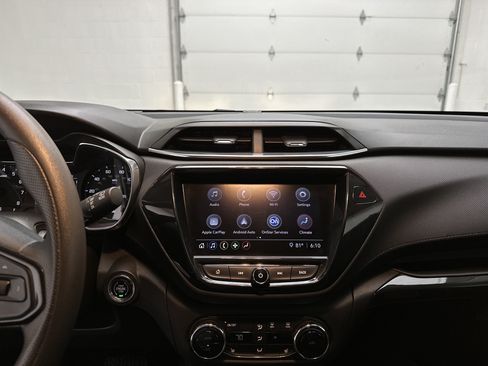 Used 2023 Chevrolet TrailBlazer LT w/ Convenience Package AWD/4WD image 28