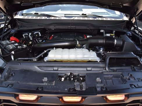 Certified 2025 Ford F150 Raptor AWD/4WD image 45