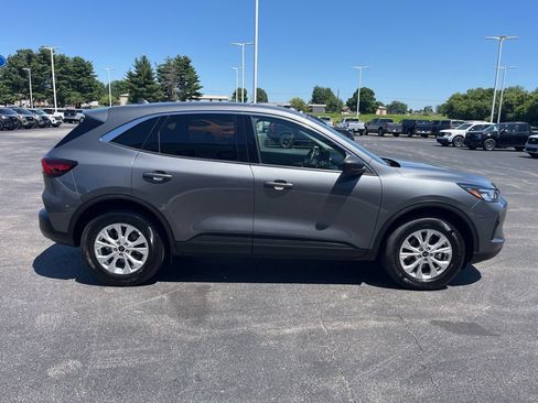 Used 2023 Ford Escape Active AWD/4WD image 6