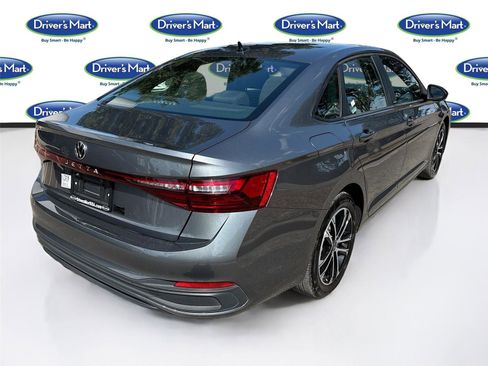 Used 2025 Volkswagen Jetta Sport FWD image 7
