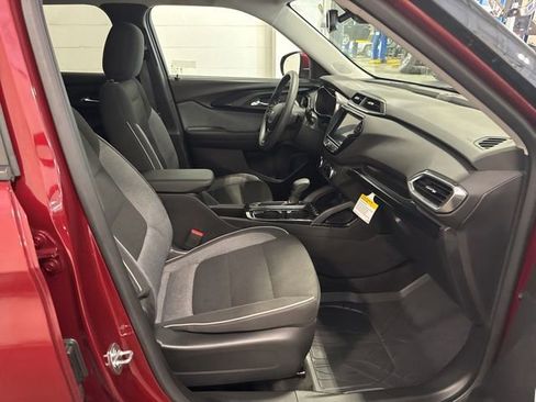 Used 2023 Chevrolet TrailBlazer LT w/ Convenience Package FWD image 27