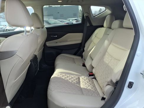 Used 2023 Nissan Murano Platinum w/ Cargo Package image 5