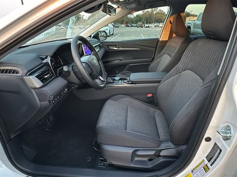 New 2025 Toyota Camry LE image 18