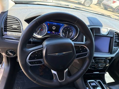 Used 2023 Chrysler 300 Touring L RWD image 16