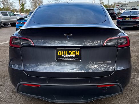Used 2022 Tesla Model Y Performance image 11