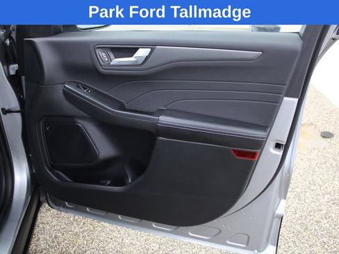 Used 2023 Ford Escape Active w/ Tech Pack #2 AWD/4WD image 22