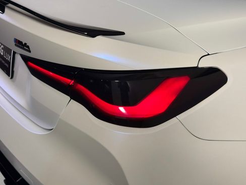 Used 2024 BMW M4 xDrive Competition w/ Executive Package image 17