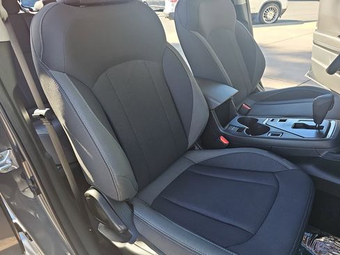 Used 2024 Subaru Impreza 2.0i image 11