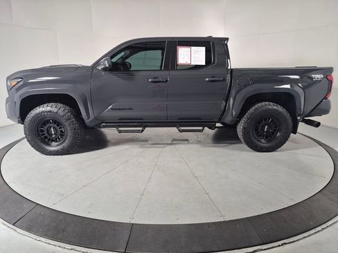 Certified 2026 Toyota Tacoma TRD Sport AWD/4WD image 2