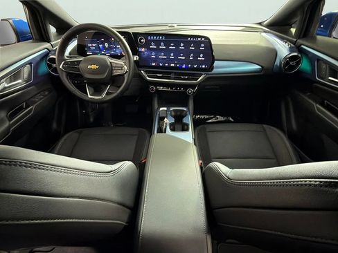 Used 2024 Chevrolet Equinox EV LT FWD image 31