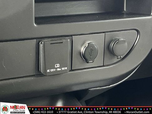 Used 2017 Chevrolet Express 3500 LT w/ LT Preferred Equipment Group image 22