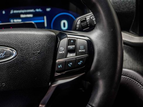 Used 2025 Ford Explorer Platinum w/ LUX Leather Package AWD/4WD image 29