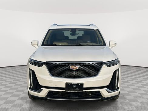 Certified 2023 Cadillac XT6 Premium Luxury w/ Platinum Package image 2