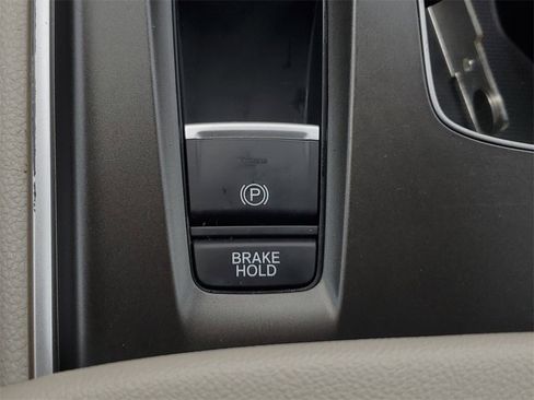 Used 2020 Honda Accord LX image 28
