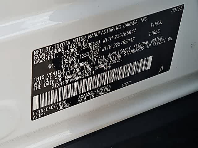 Certified 2025 Toyota RAV4 LE FWD image 29