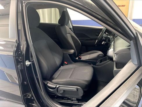 Certified 2024 Hyundai Kona SEL FWD image 11