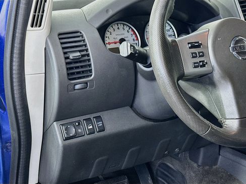 Used 2015 Nissan Frontier PRO-4X w/ Pro-4x Luxury Package AWD/4WD image 16