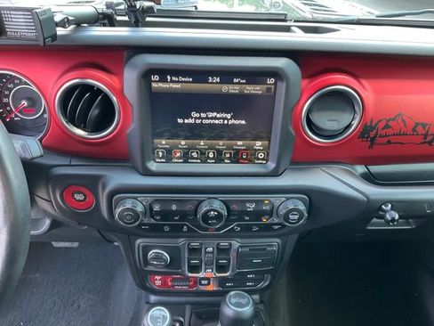 Used 2020 Jeep Wrangler Unlimited Rubicon AWD/4WD image 14