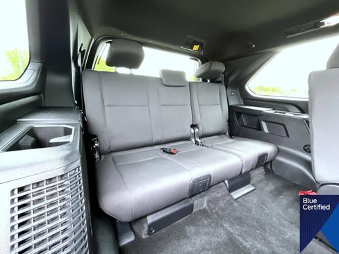 Used 2025 Toyota Sequoia SR5 AWD/4WD image 20