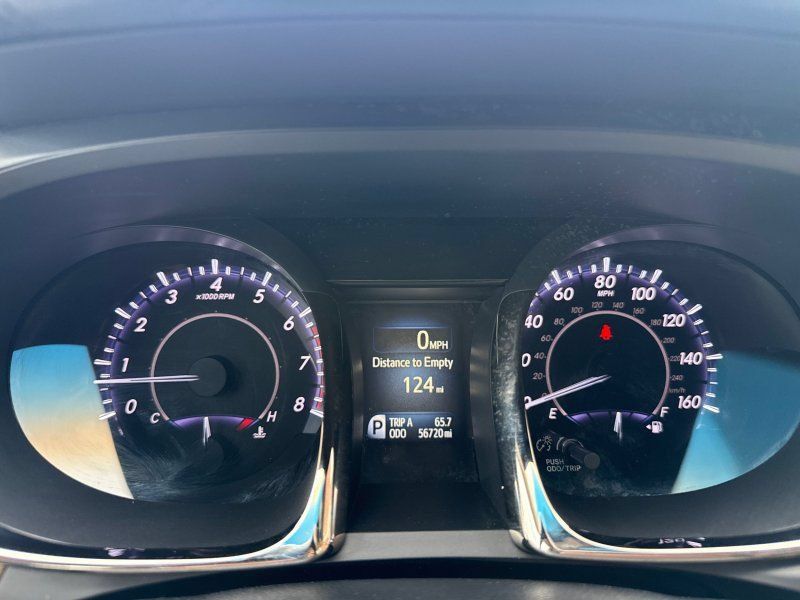 Used 2013 Toyota Avalon XLE Premium FWD image 23