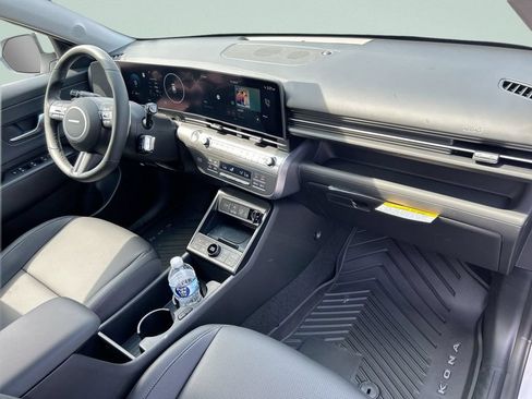 New 2026 Hyundai Kona Limited FWD image 17