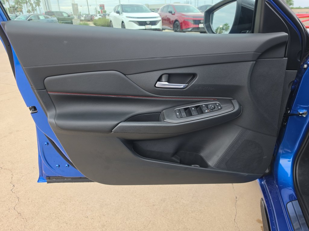 New 2027 Nissan Sentra SR w/ Floor Mat Package FWD image 22
