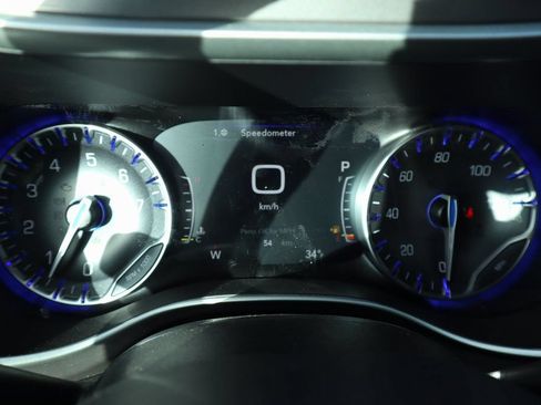 New 2026 Chrysler Pacifica Select FWD image 4