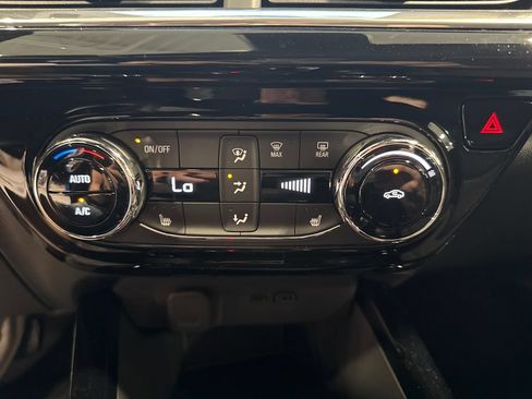 New 2026 Chevrolet Trax RS w/ Driver Confidence Package FWD image 16