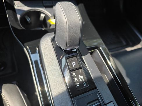 Used 2025 Toyota Prius AWD image 24
