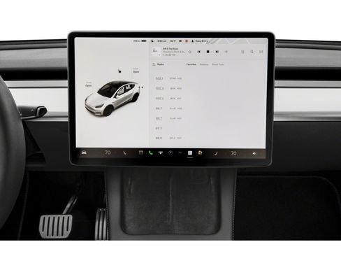 Used 2022 Tesla Model Y Long Range AWD/4WD image 7