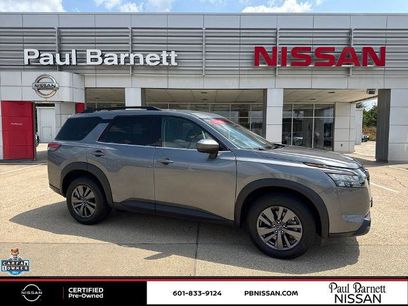 Certified 2025 Nissan Pathfinder SV
