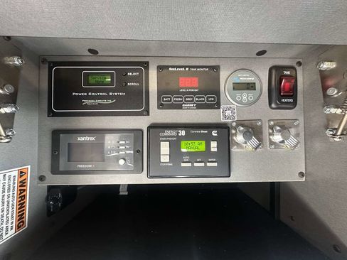 Used 2020 Mercedes-Benz Sprinter 3500 image 42