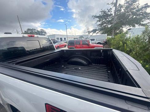 Used 2022 Ford F350 Platinum AWD/4WD image 17