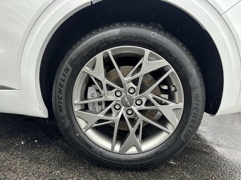 Used 2025 Genesis GV70 2.5T image 30