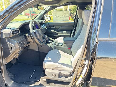 New 2026 Toyota Tacoma SR5 image 15