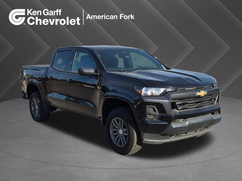 Used 2023 Chevrolet Colorado LT AWD/4WD image 1
