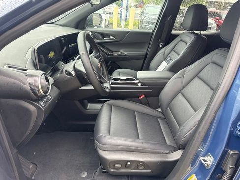 Used 2025 Chevrolet Equinox LT w/ Convenience Package II AWD/4WD image 33