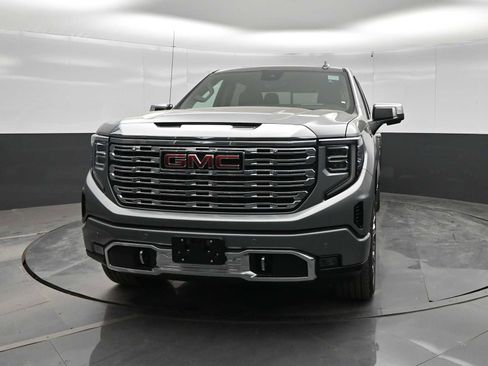 New 2026 GMC Sierra 1500 Denali w/ Denali Reserve Package AWD/4WD image 3