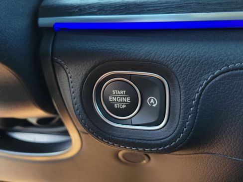 New 2026 Mercedes-Benz GLS 580 4MATIC image 21