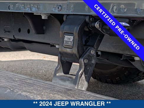 Used 2024 Jeep Wrangler Unlimited Rubicon image 13
