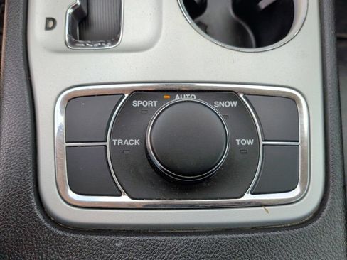Used 2013 Jeep Grand Cherokee SRT8 AWD/4WD image 29