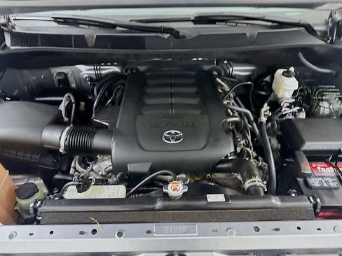 Used 2018 Toyota Tundra SR5 image 23