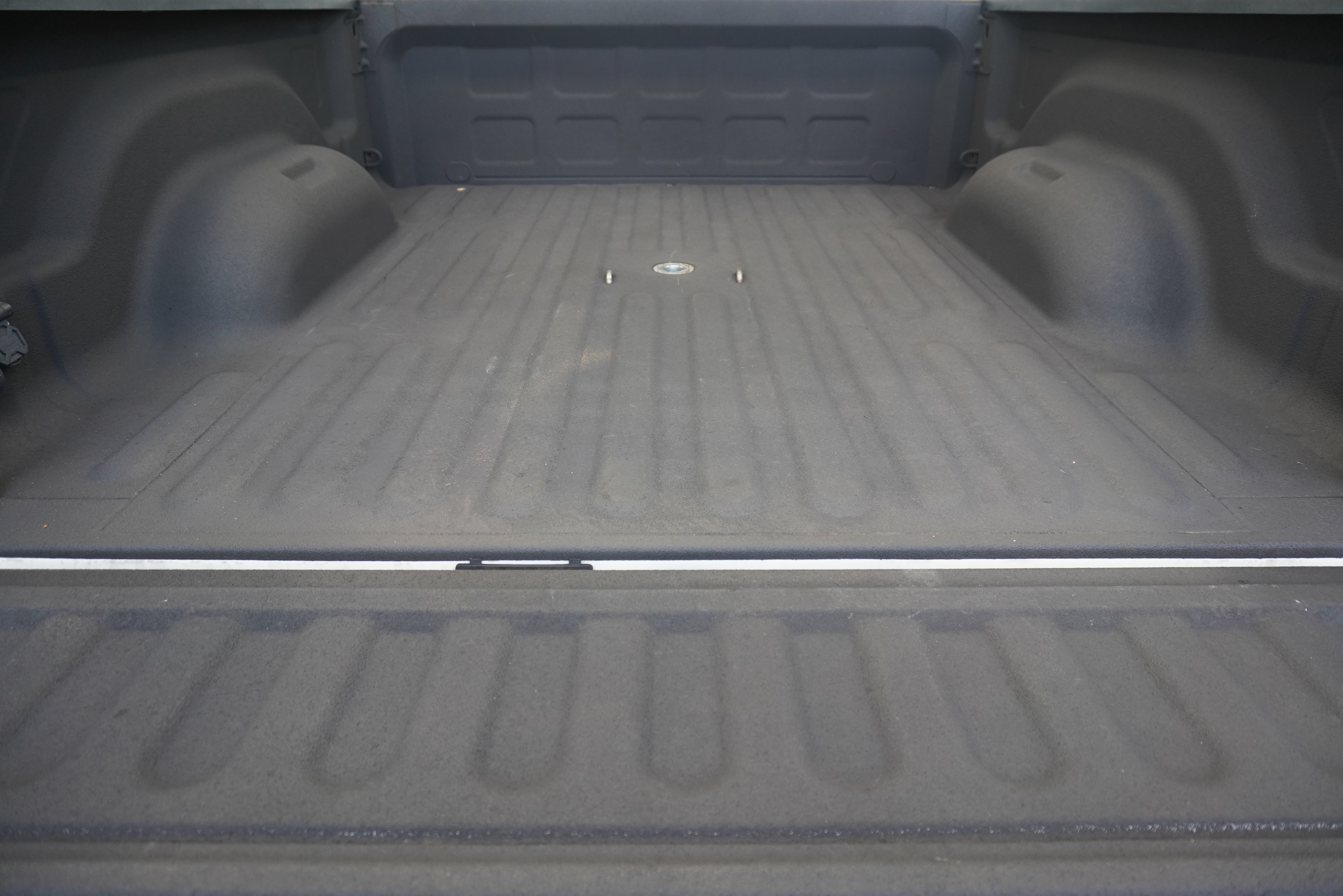 Used 2018 RAM 2500 Laramie w/ Sport Appearance Group AWD/4WD image 27